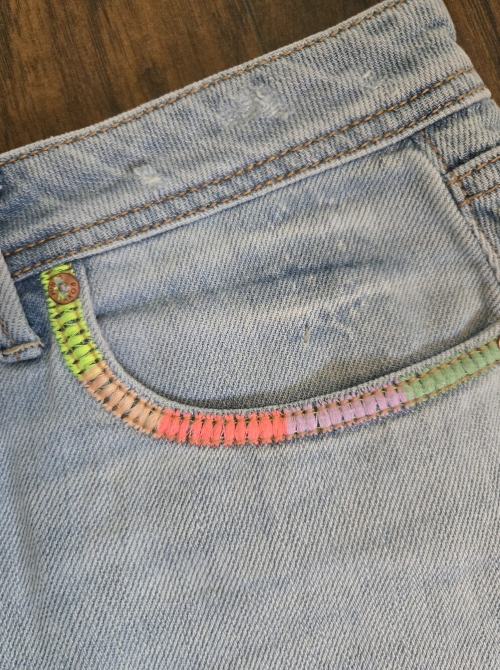 Roxy Light Wash Denim Shorts with Rainbow Pocket Stitching - Picture 3 of 5